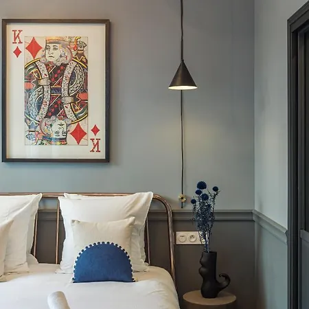 The Blue King Apartment *